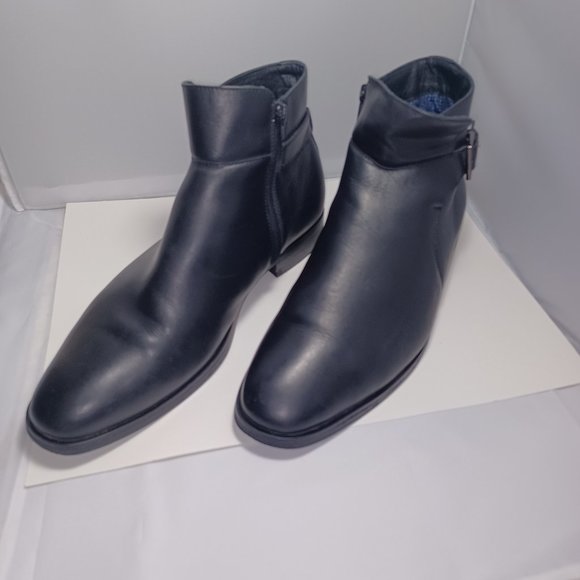 Steve Madden Black Leather Men's Zipper Ankle Boots size 9 - Picture 2 of 13
